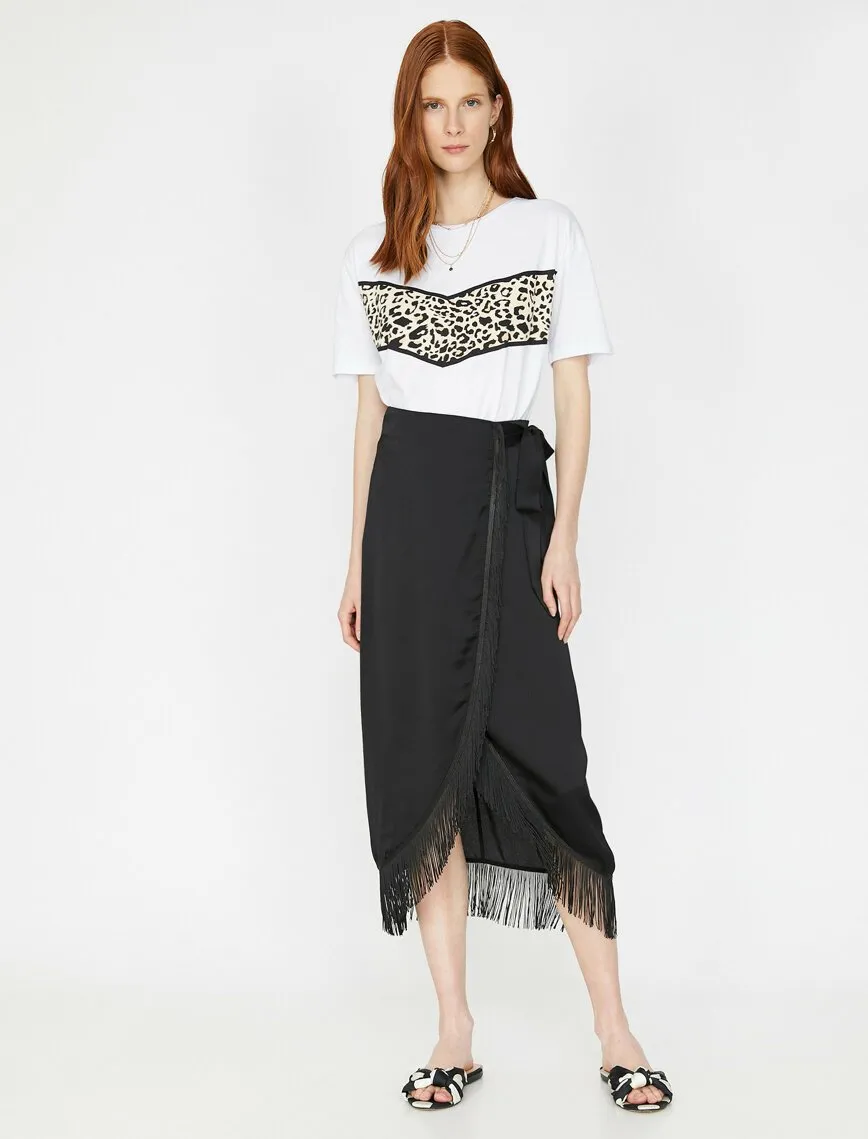 11873 Black Tassel Detailed Midi Skirt