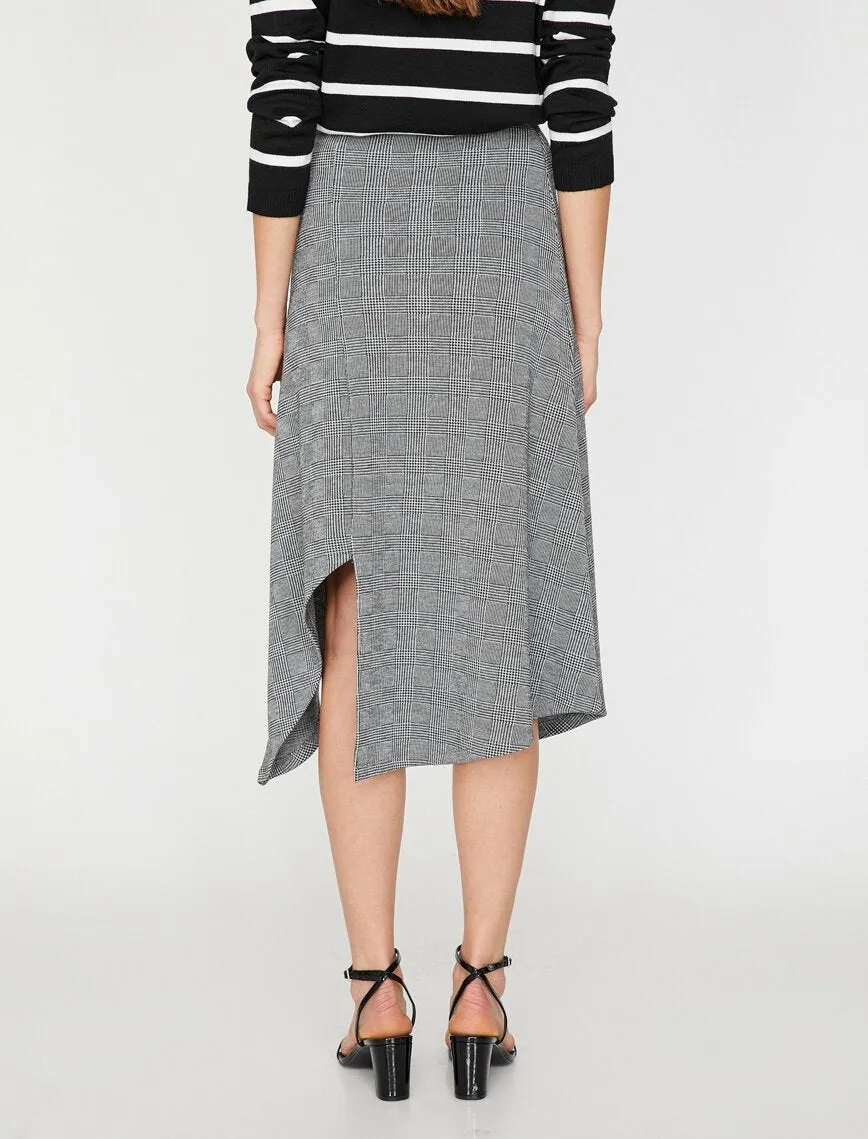 11930 Black Check Midi Skirt