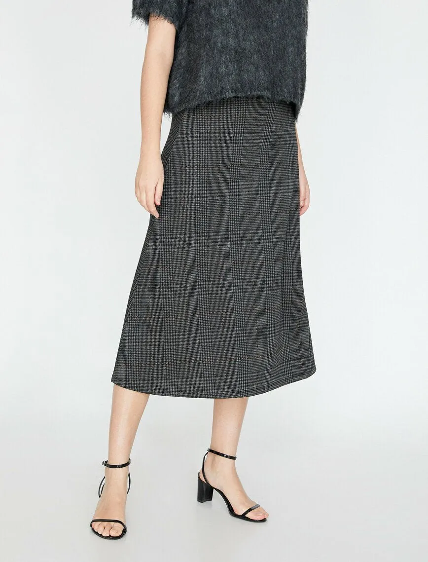 12058 Grey Midi Skirt