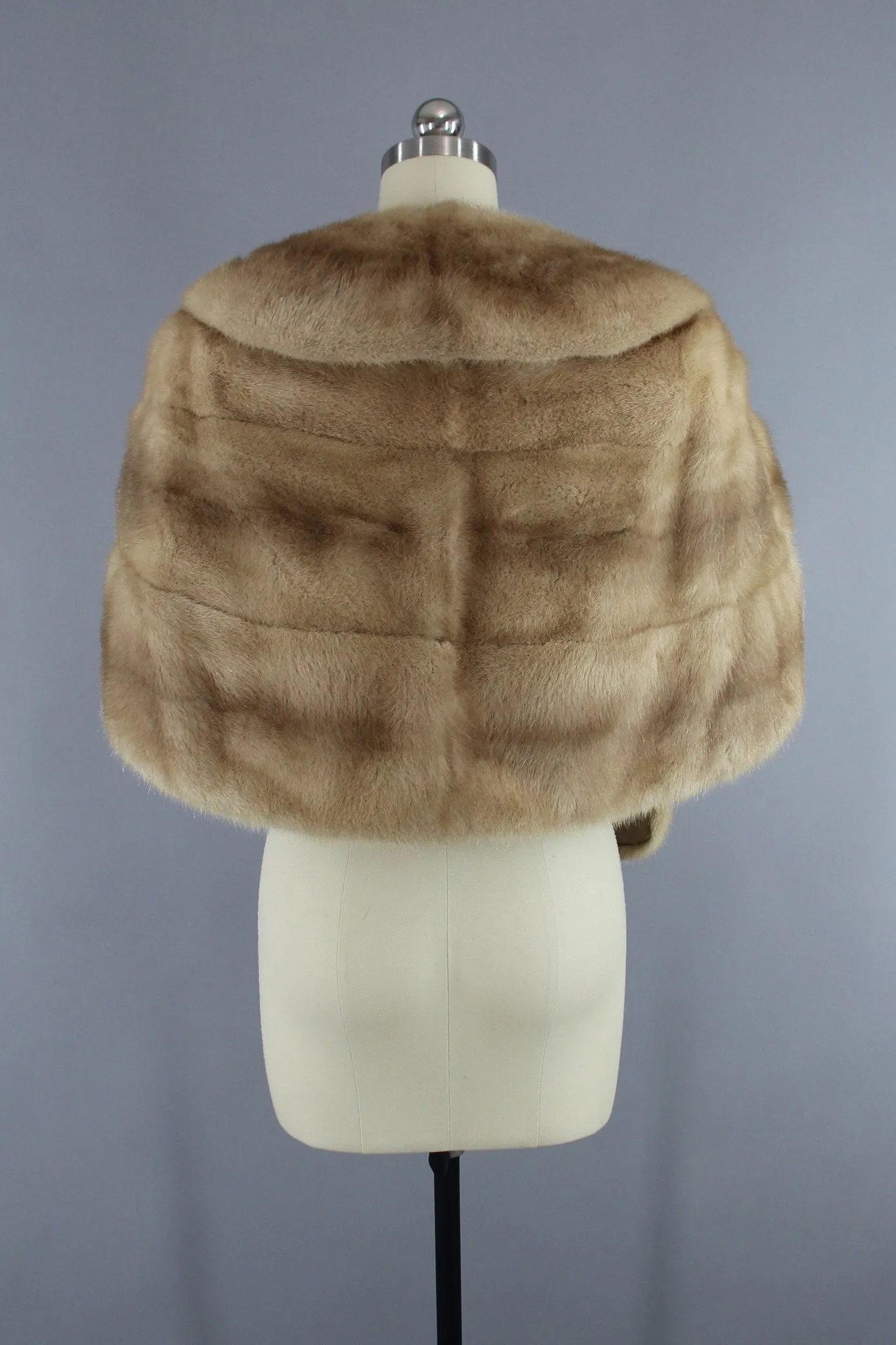 1940s Vintage Tan Fur Stole Wrap Cape