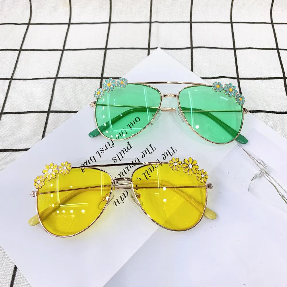 2PCS Summer Children's Fashion Sunglasses Small Daisy Flowers Glasses Accessories Wholesale