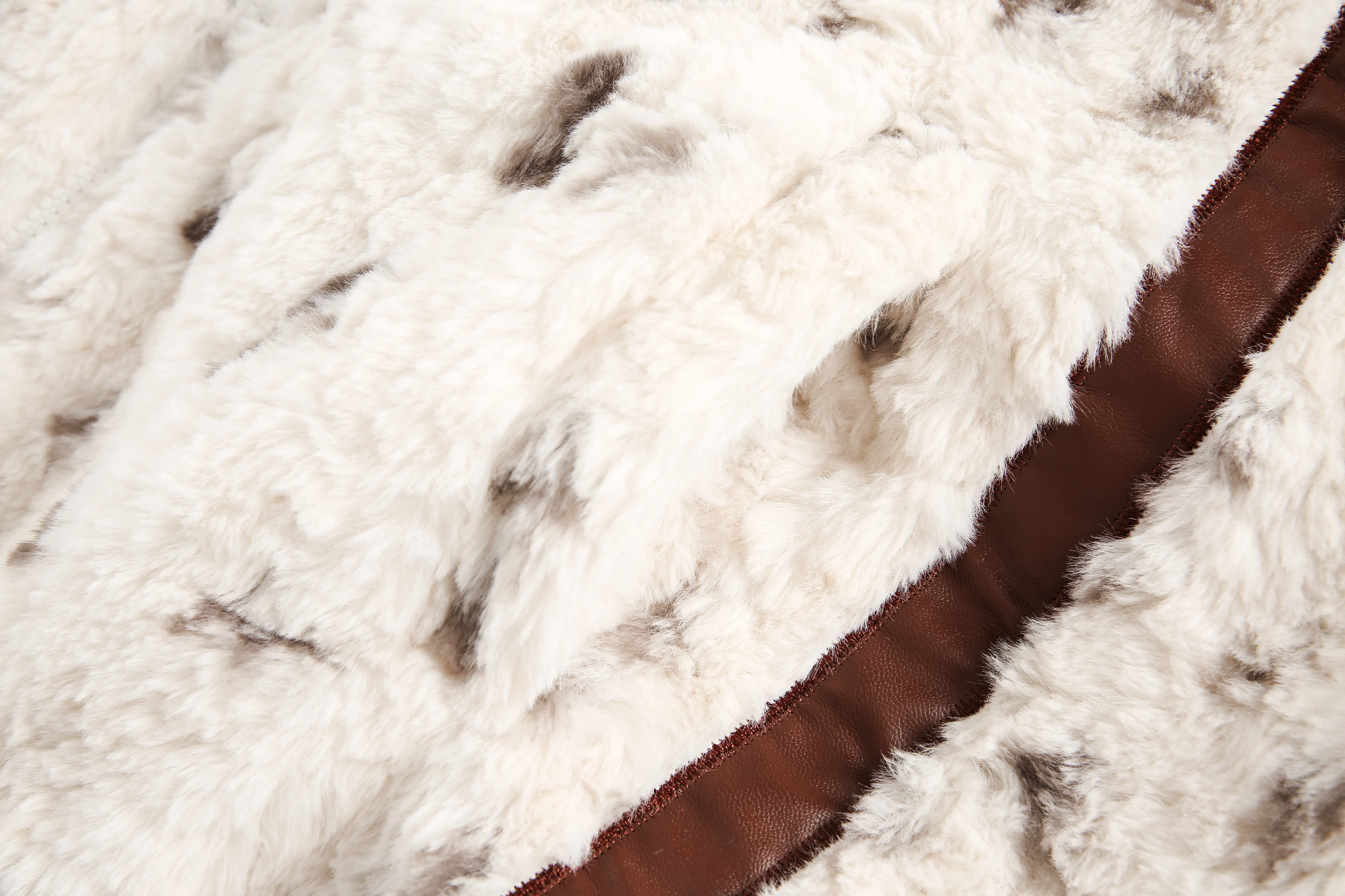 Arctic Dream | Beige Oversized Fleece Puffer