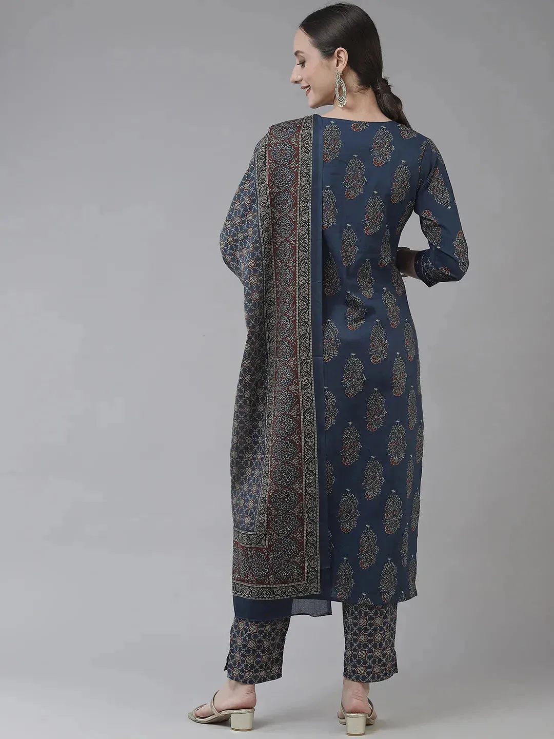 Blue Ethnic Motifs Printed Pure Cotton Dupatta Set