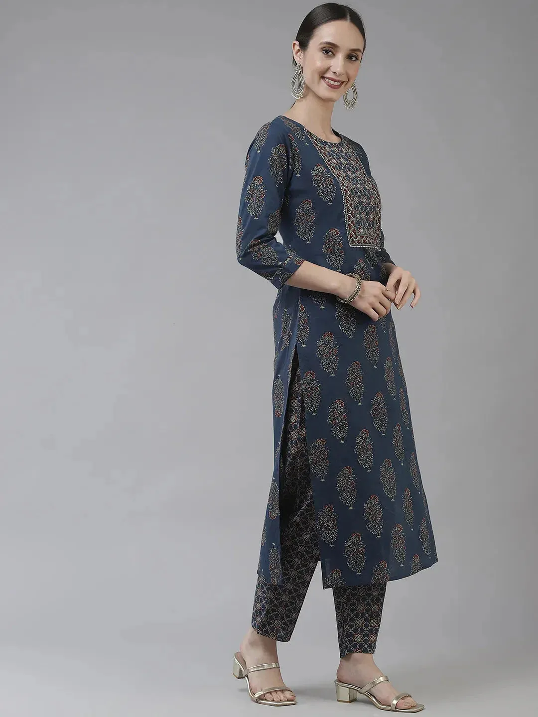 Blue Ethnic Motifs Printed Pure Cotton Dupatta Set