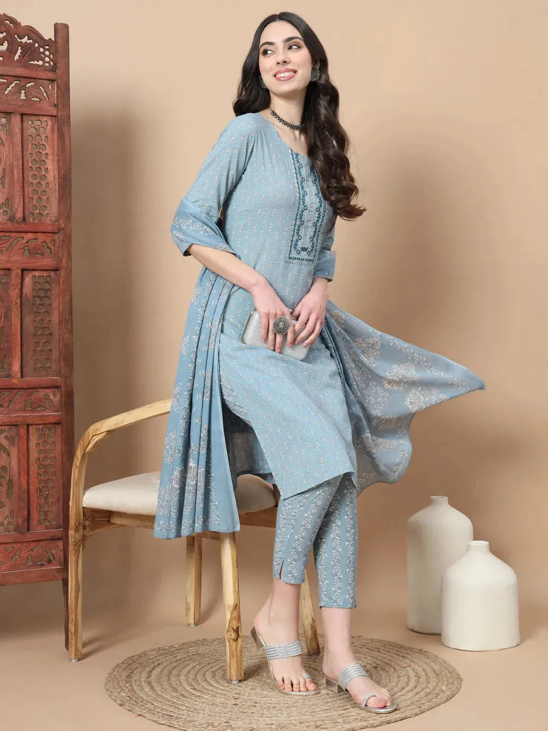 Blue Ethnic Motifs,Thread_Work Straight Kurta Trouser And Dupatta Set