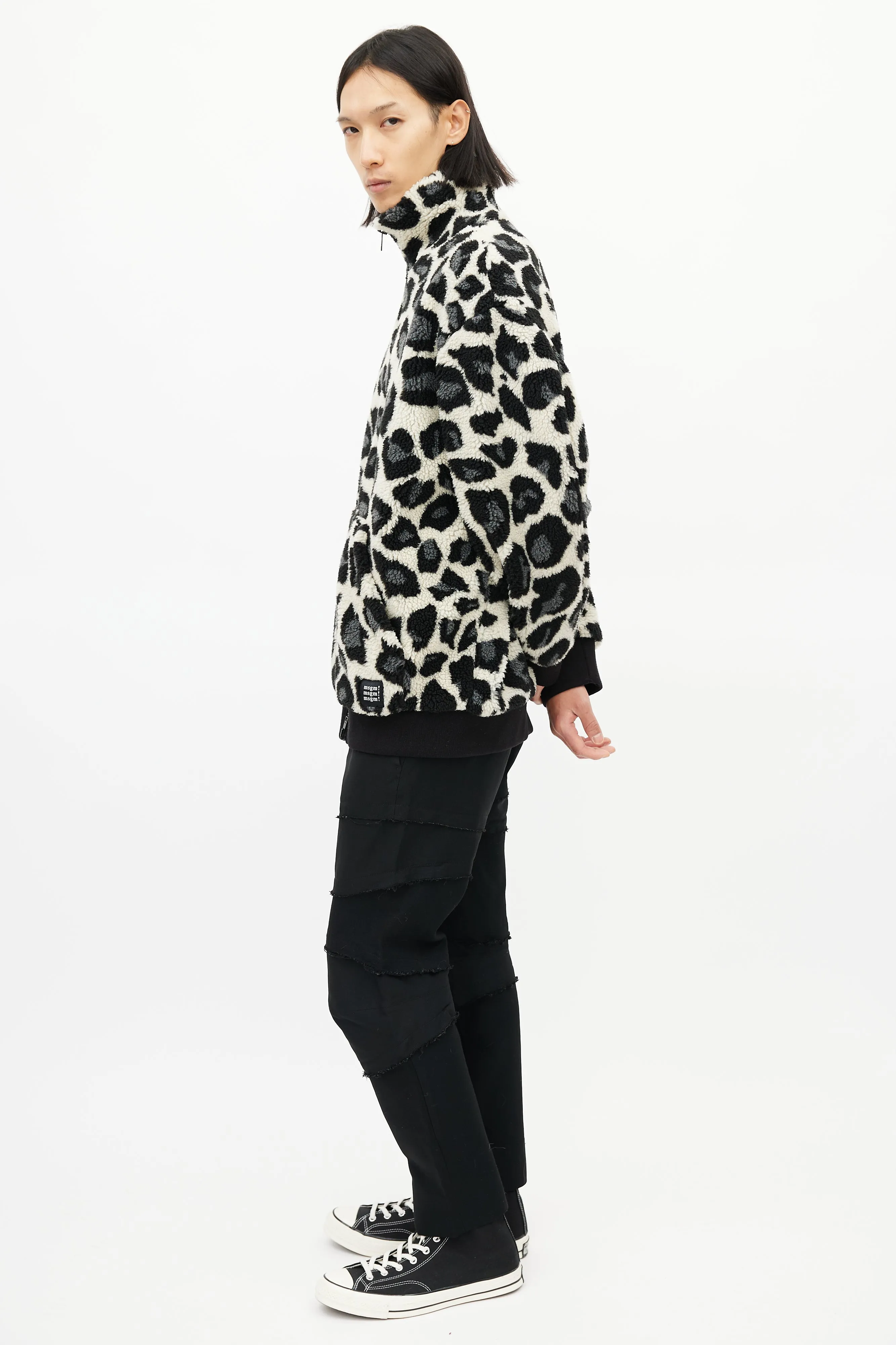 Cream & Multicolour Print Fleece Jacket