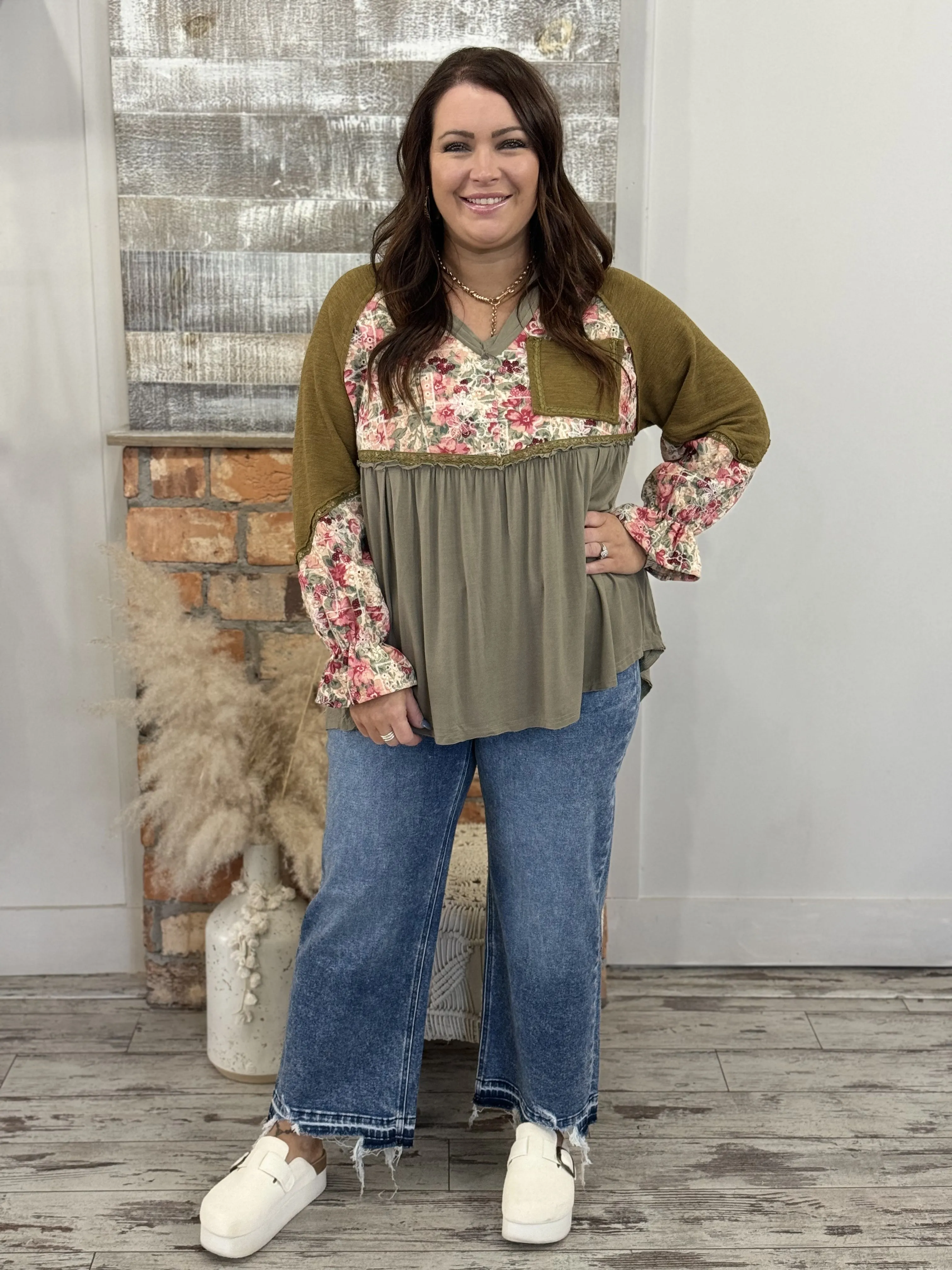 Floral Colorblock Lace Trim Top