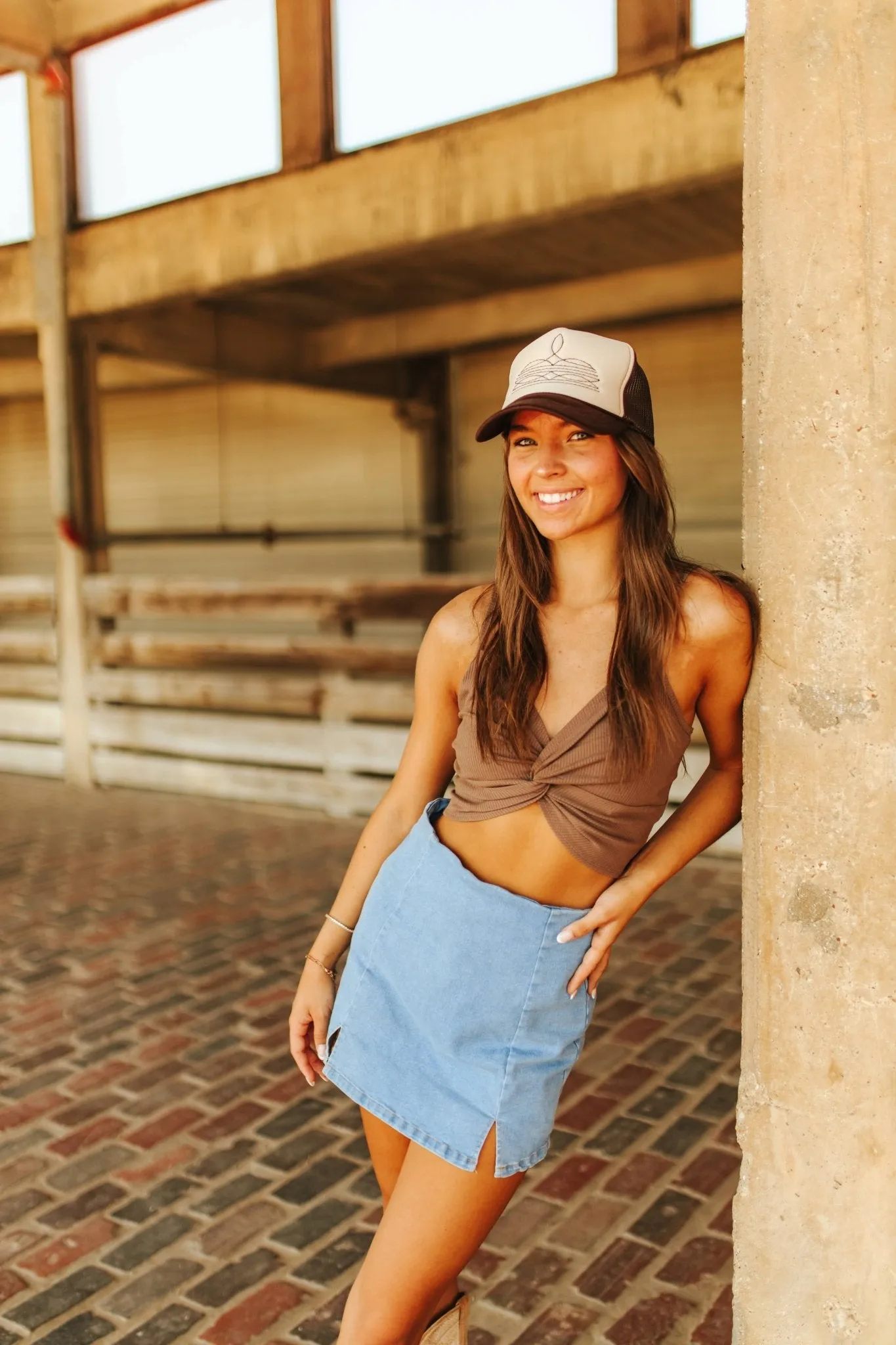 Front Twist Ribbed Cami Top - Brown