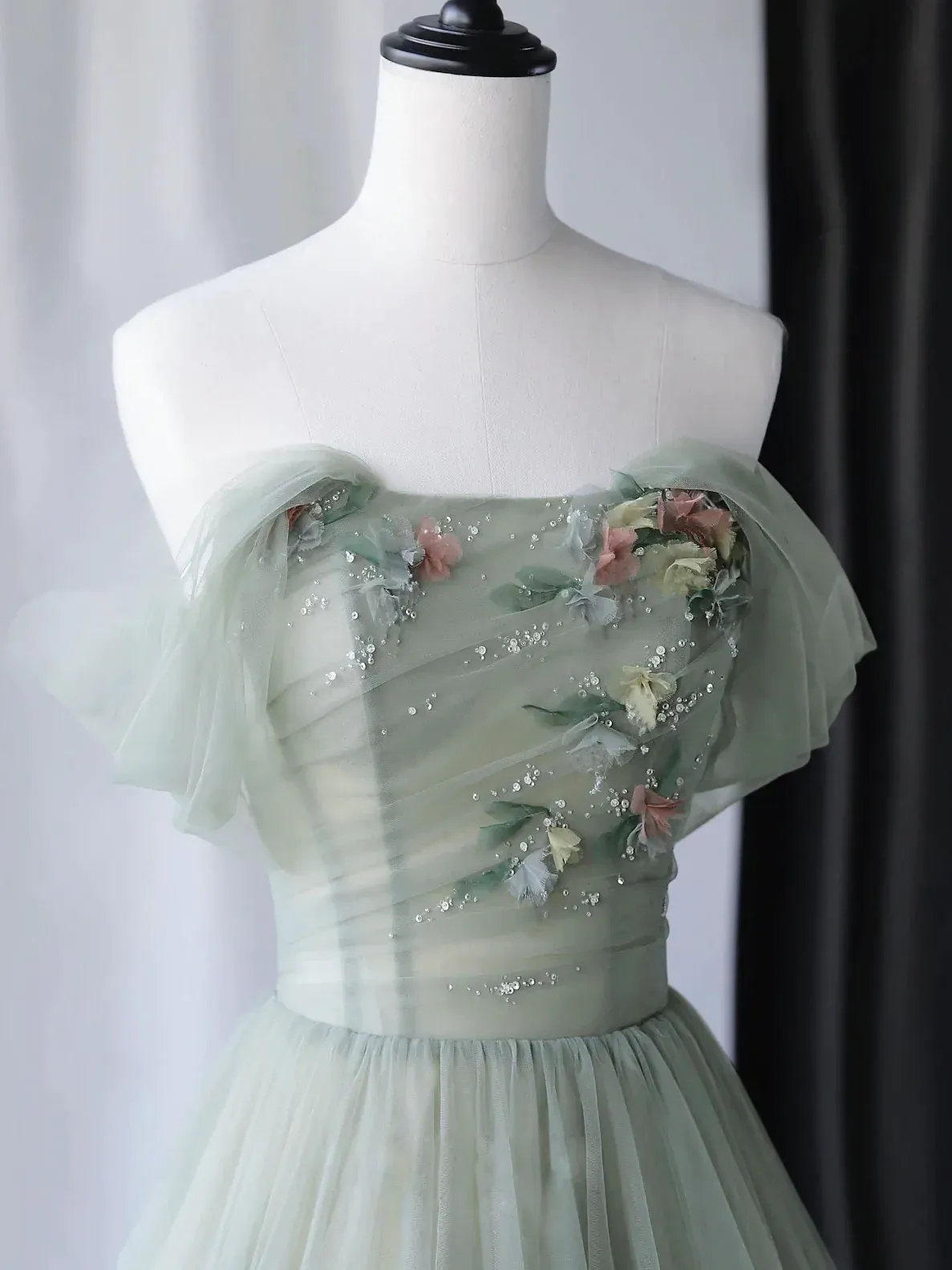 Light Green Sweetheart Beaded and Flowers Party Dress, Tulle Green Formal Dress