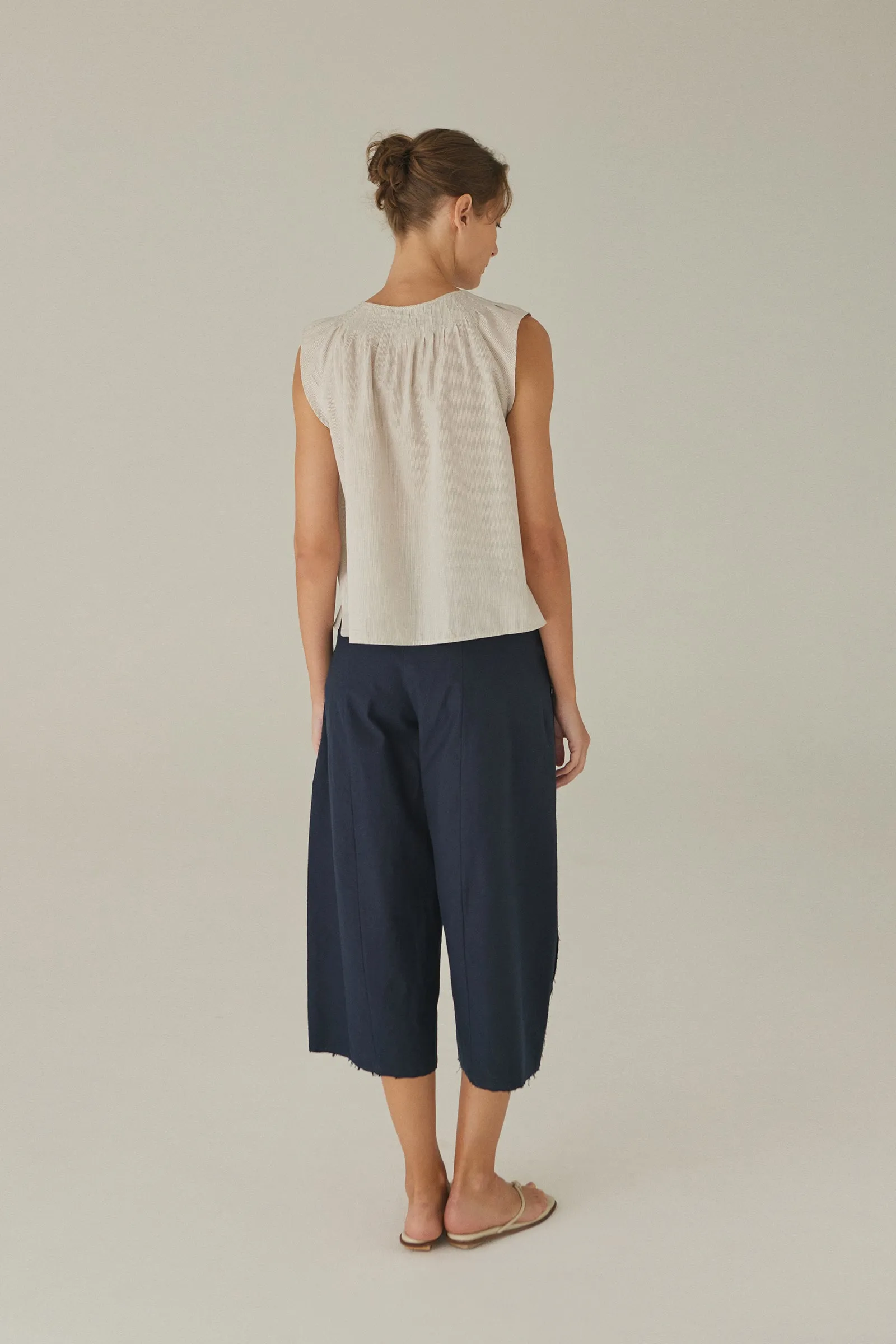 Penne Blouse -- Cotton Linen