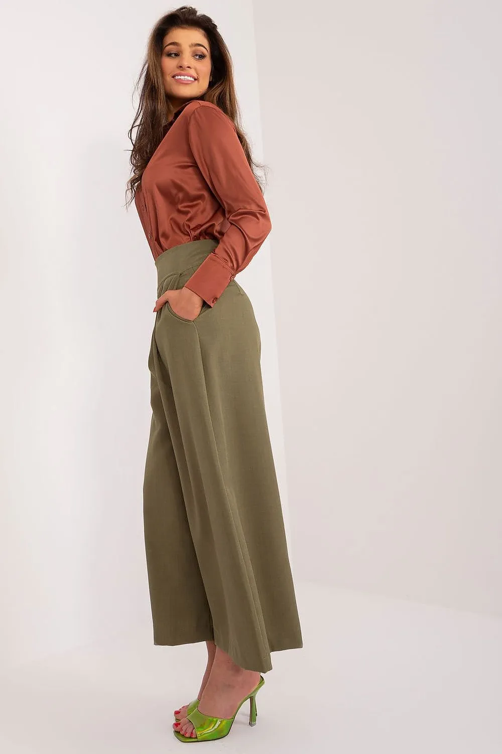 TEEK - Green Wide Solid Culotte Trousers