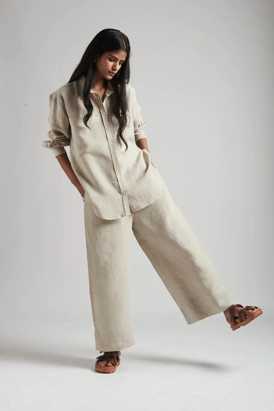 Undyed Linen Oversized Pocket Shirt