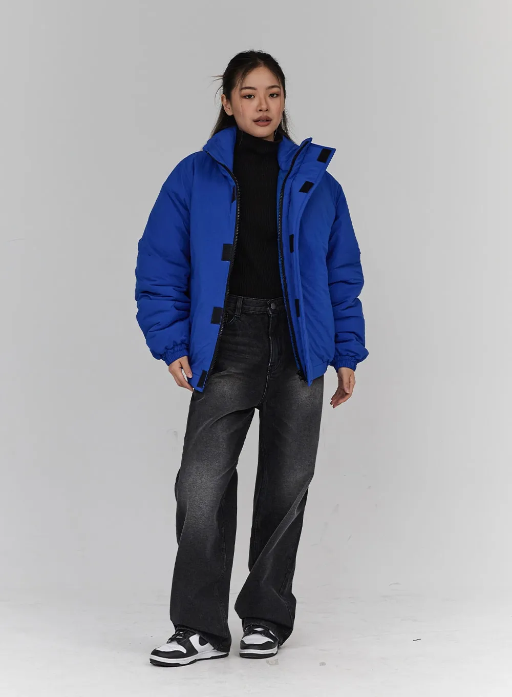 Unisex Oversized Puffer Jacket CN23